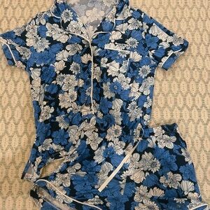Jones New York Blue Floral Pajama Set